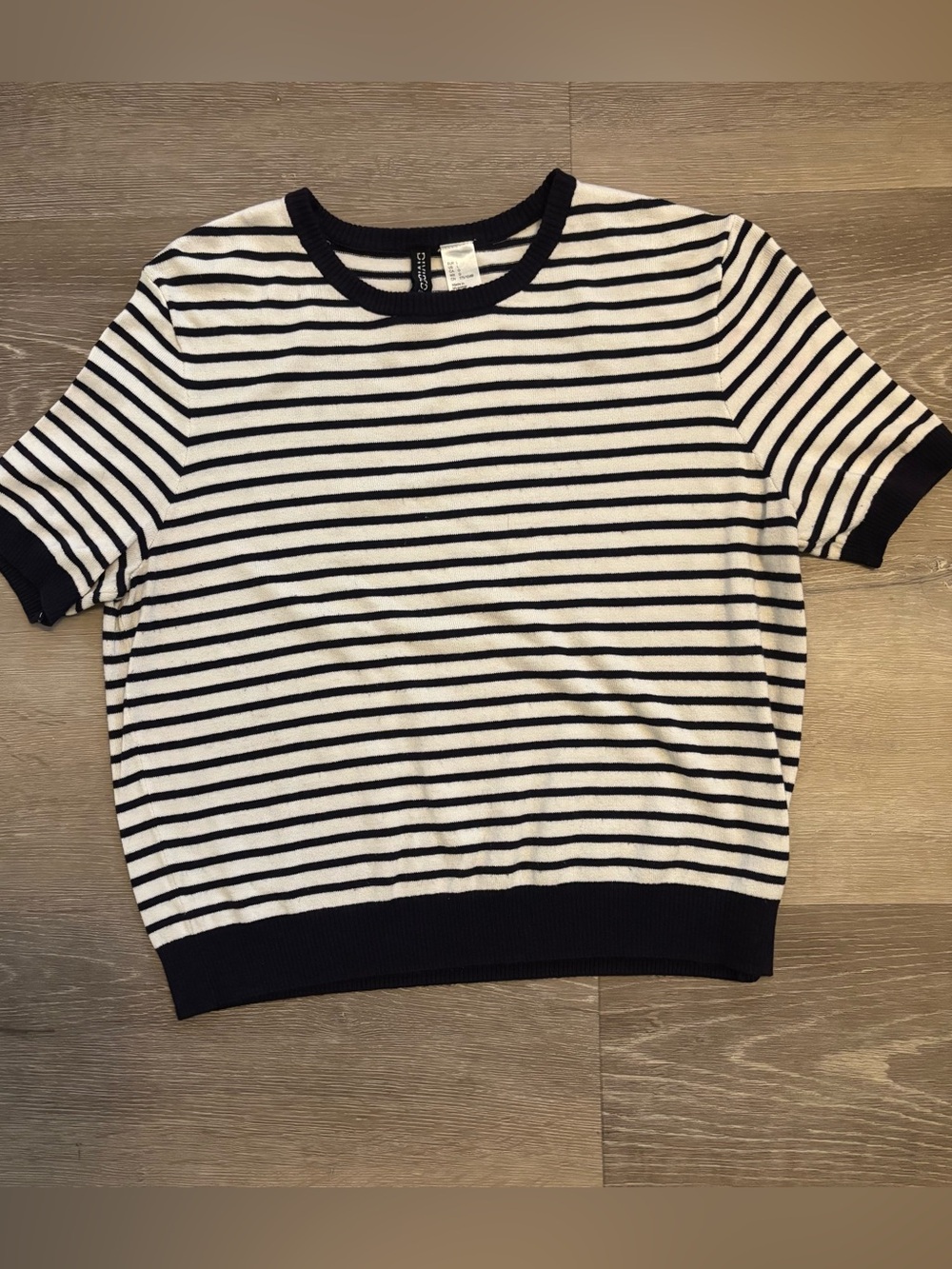 H&M Divided Navy and White Striped Short Sleeve Top